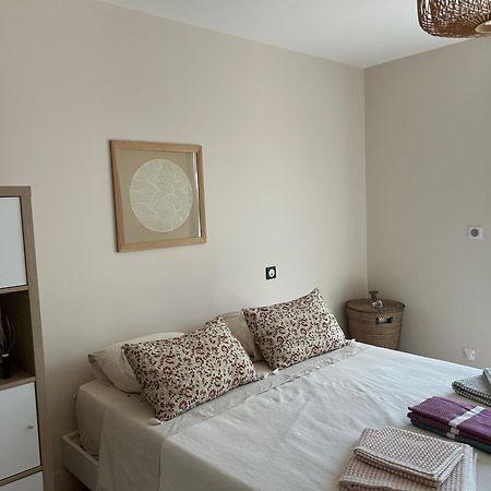 Belle Maison Contemporaine Ampus المظهر الخارجي الصورة